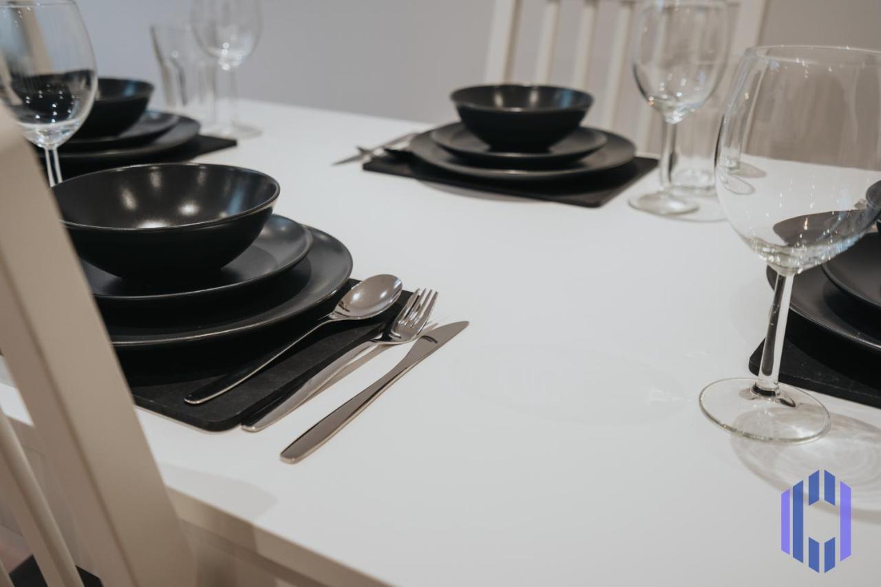 Stylish 4bd - Coop Live - Etihad - Parking - Ev Casa de férias