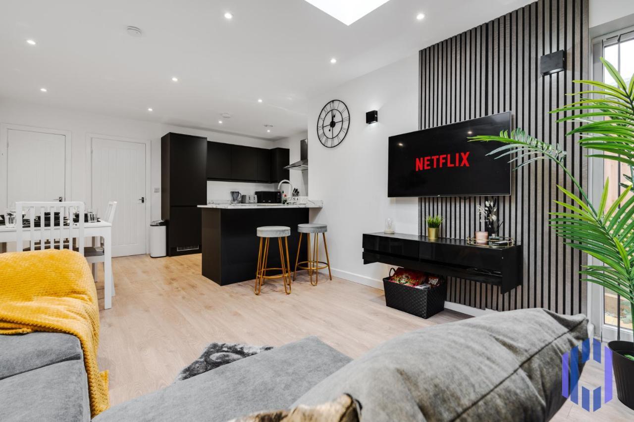 Casa de férias Stylish 4bd - Coop Live - Etihad - Parking - Ev Manchester