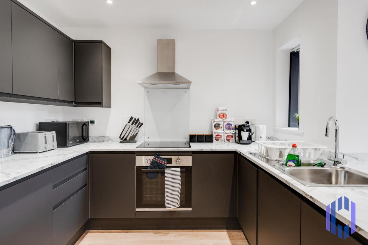 Casa de férias Stylish 4bd - Coop Live - Etihad - Parking - Ev *